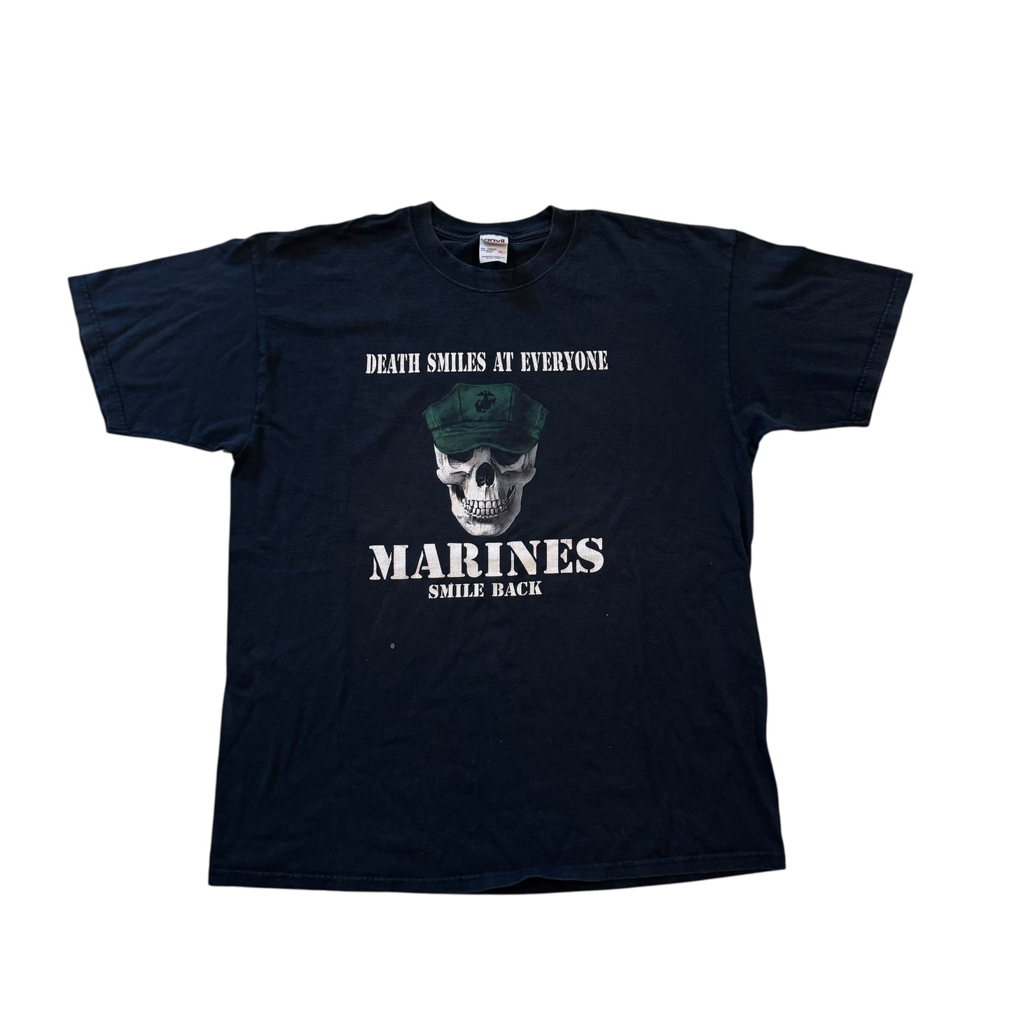 Death Smiles At Everyone… Marines Smile Back T-Shirt 2000s (XL)