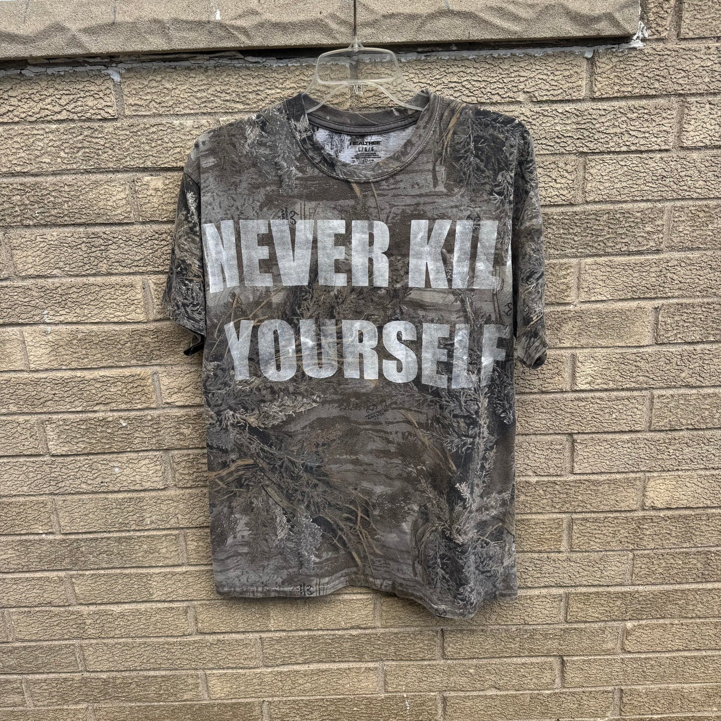 NEVER KILL YOURSELF 1/1 Camo T-Shirt (Large)