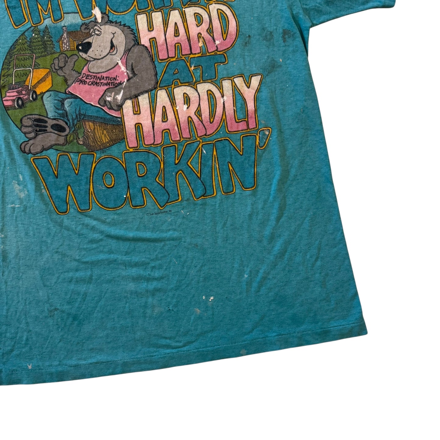 I’m Working Hard At Hardly Working T-Shirt 90s THRASHED (XL)