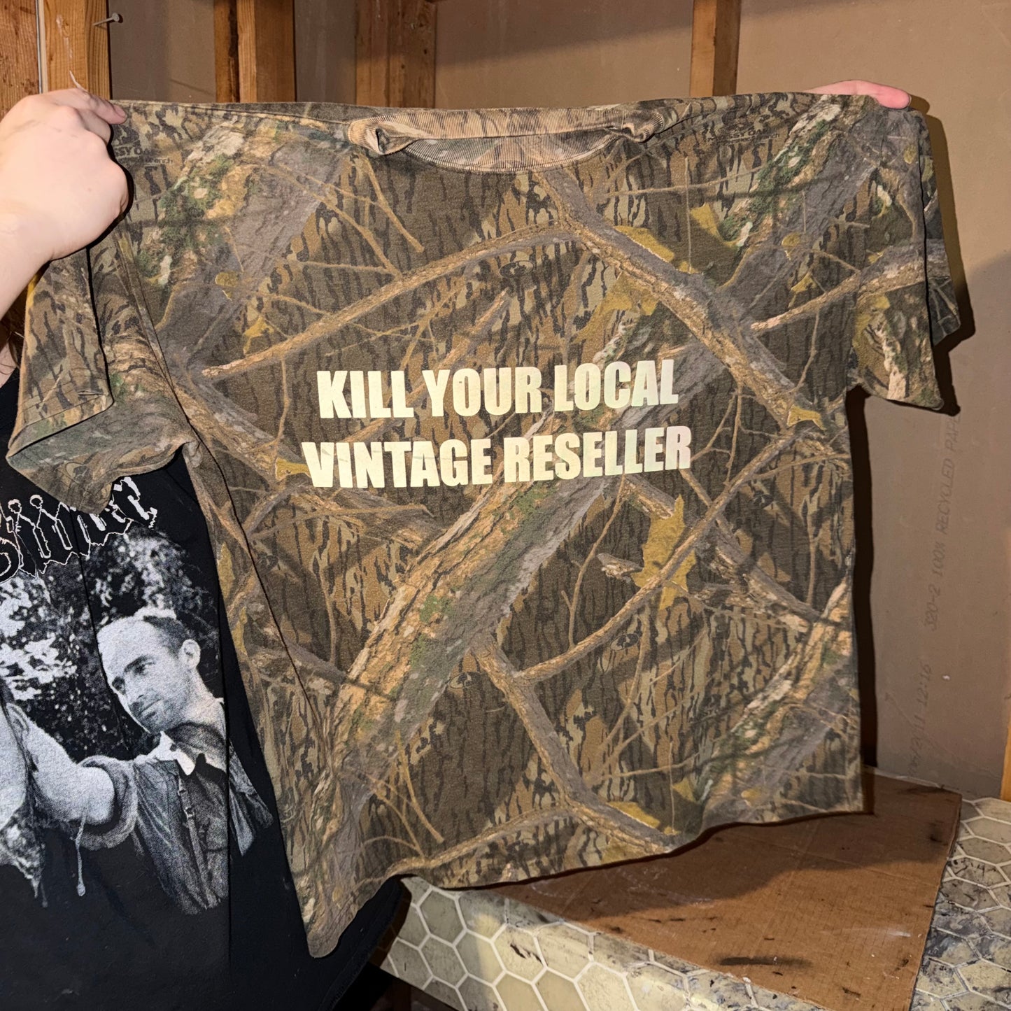 Kill Your Local Vintage Reseller 1/1 T-Shirt (XXL)