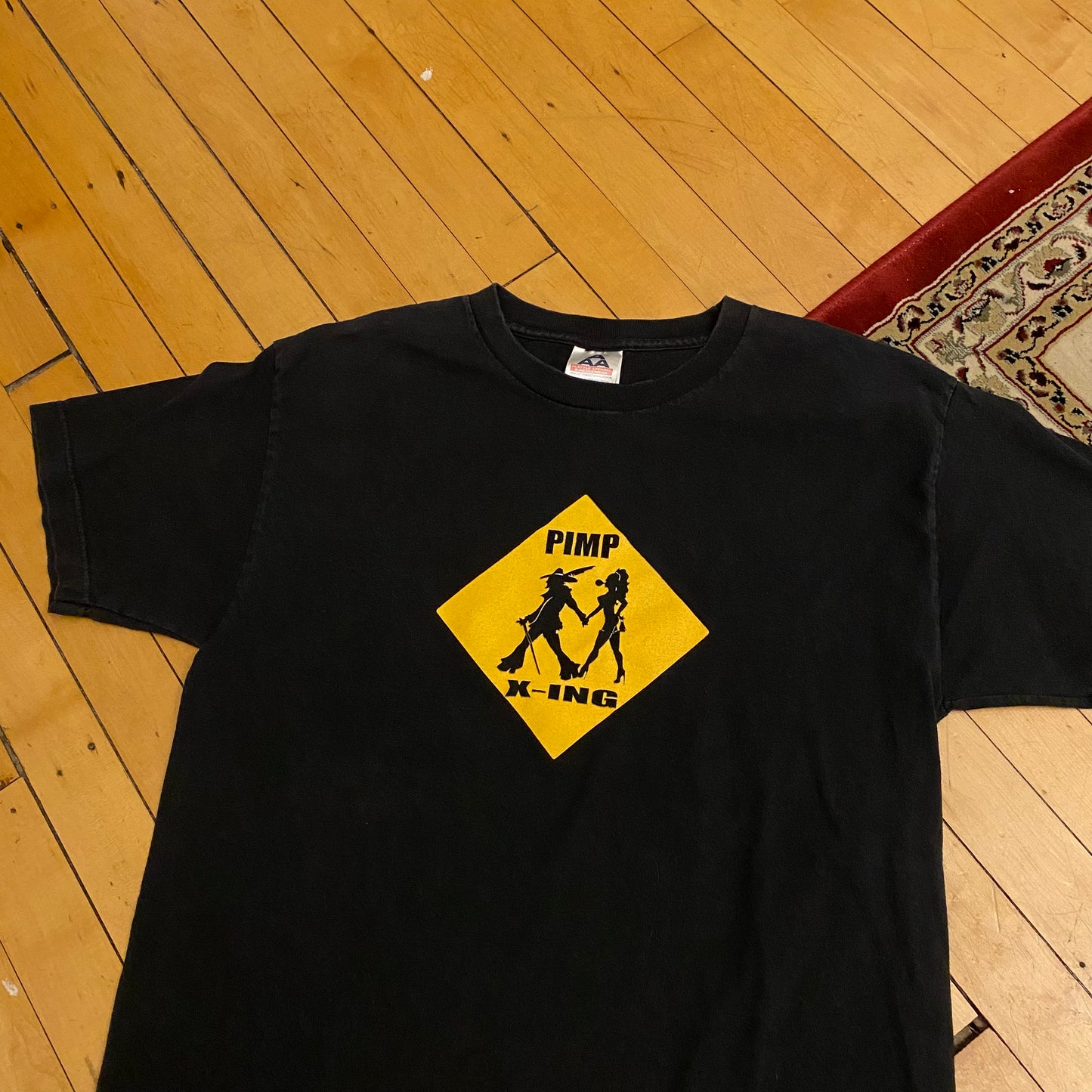 Pimp Crossing T-Shirt y2k (Large)