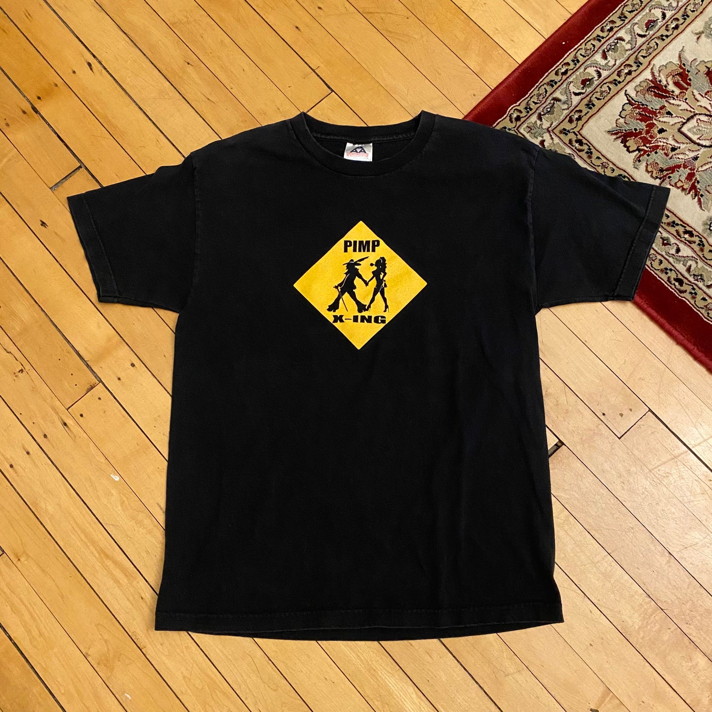 Pimp Crossing T-Shirt y2k (Large)