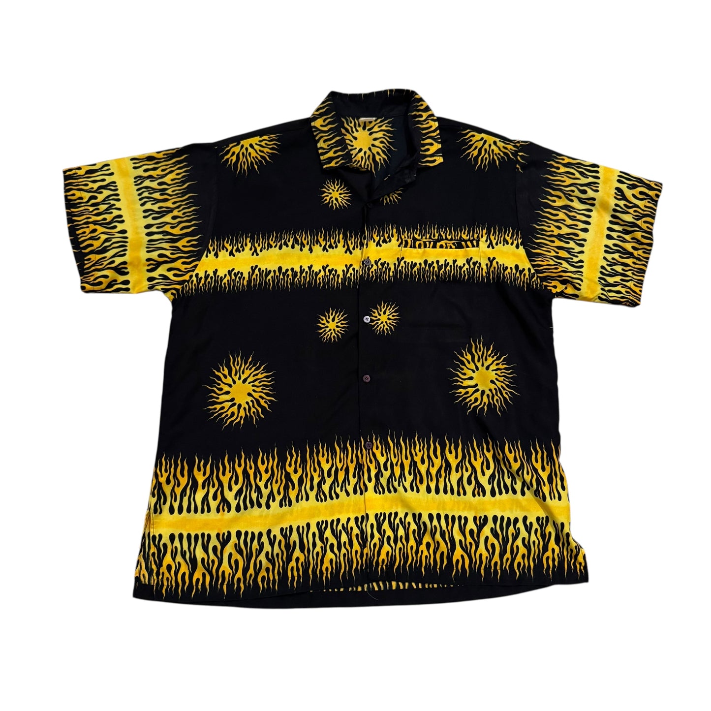 Tribal Sun Button Up T-Shirt 90s (XL)