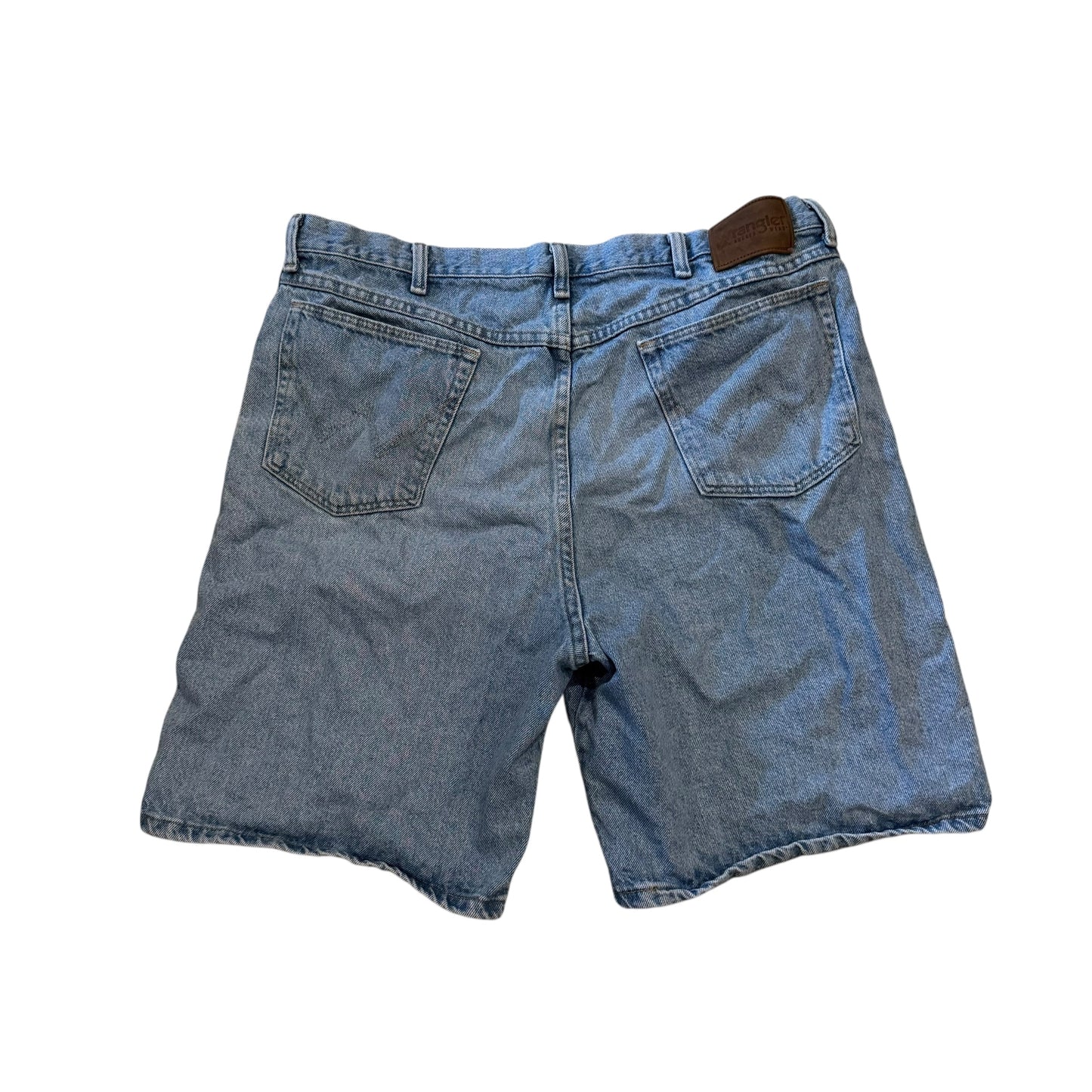 Wrangler Denim Shorts (38) PERSONALS COLLECTION
