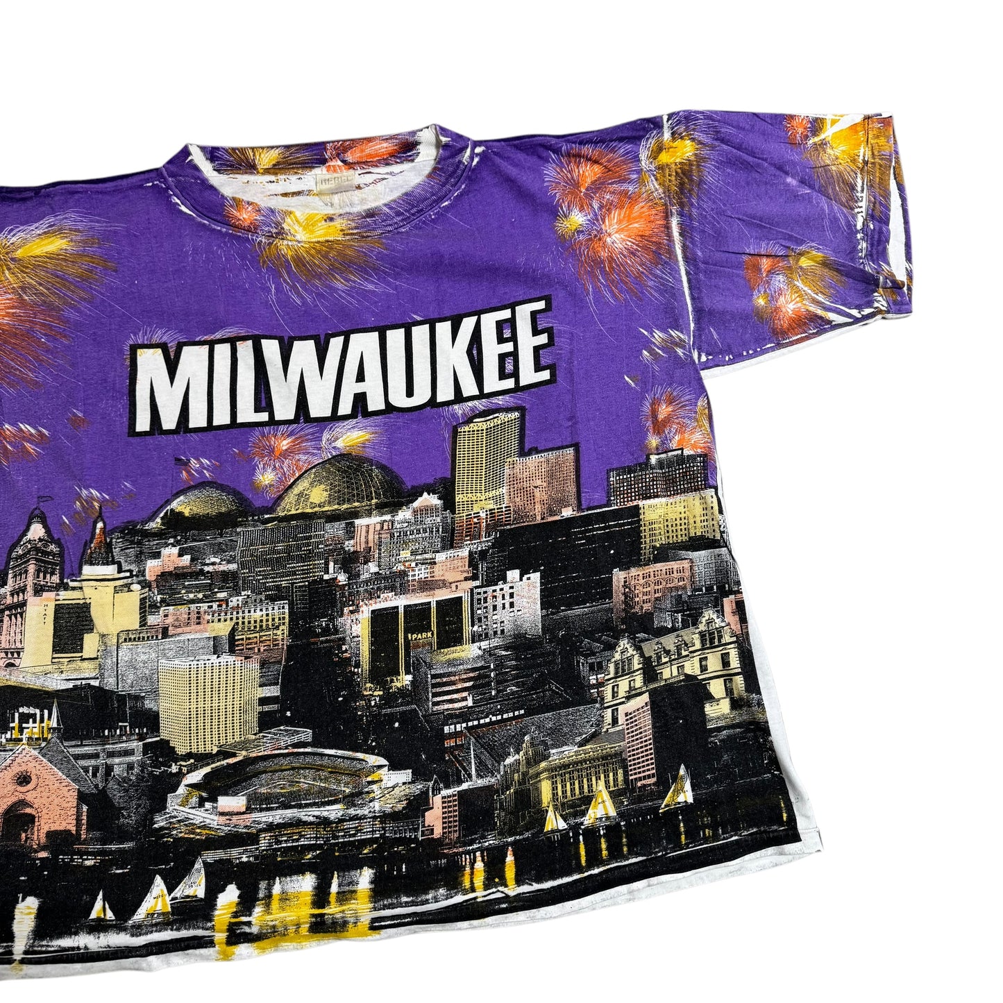 Milwaukee All Over Print T-Shirt 90s (Boxy XXL)