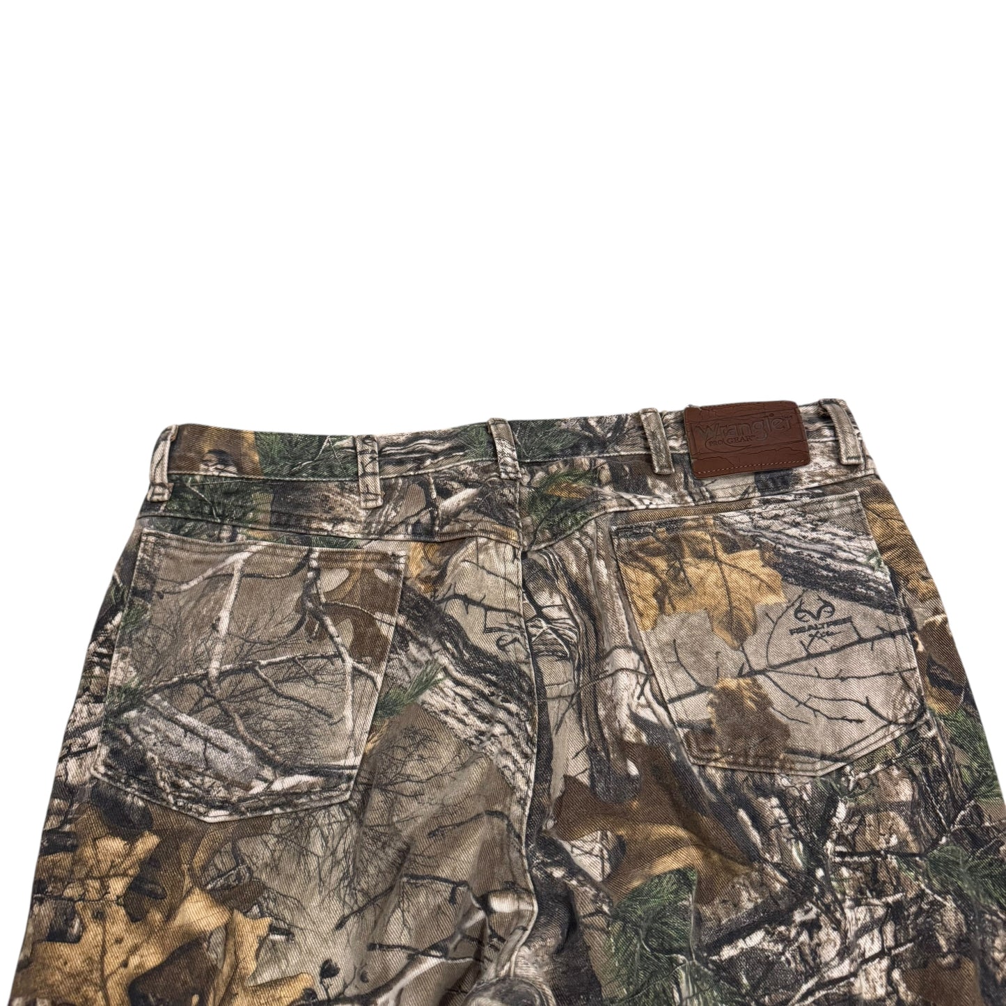 Wranglers Camo Pants 2000s (36x32) PERSONALS COLLECTION