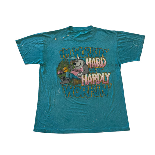 I’m Working Hard At Hardly Working T-Shirt 90s THRASHED (XL)