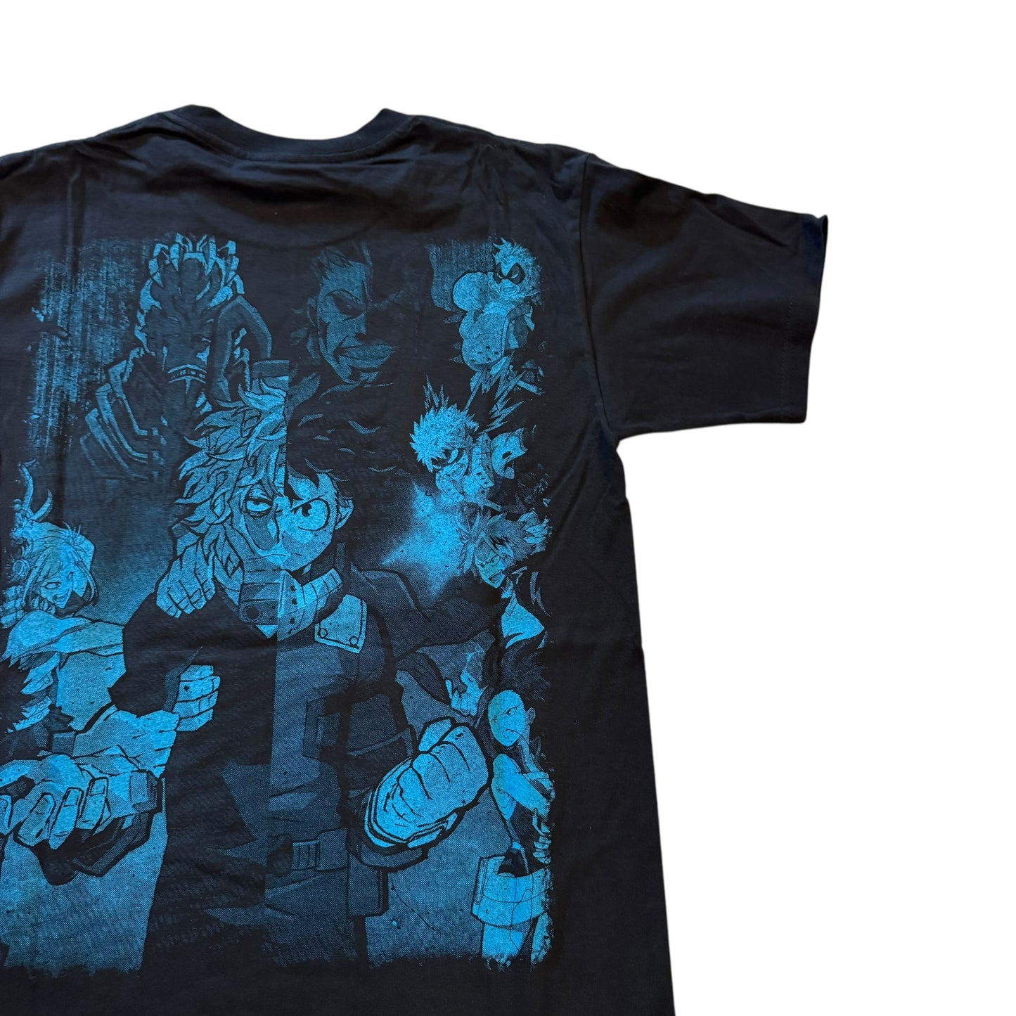 Attack On Titan Anime T-Shirt BRAND NEW (Medium) [ REAL SHOPPER EXCLUSIVE ]