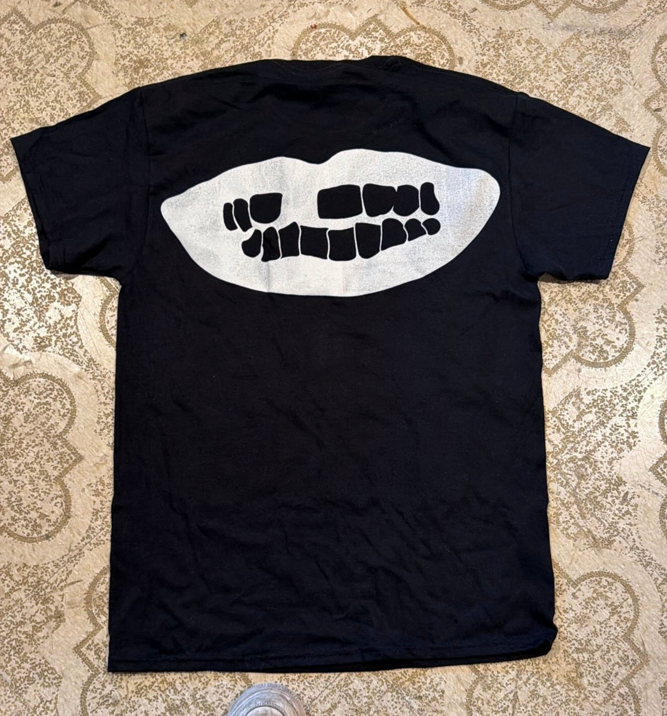 Never Kill Yourself T-Shirt (Medium)