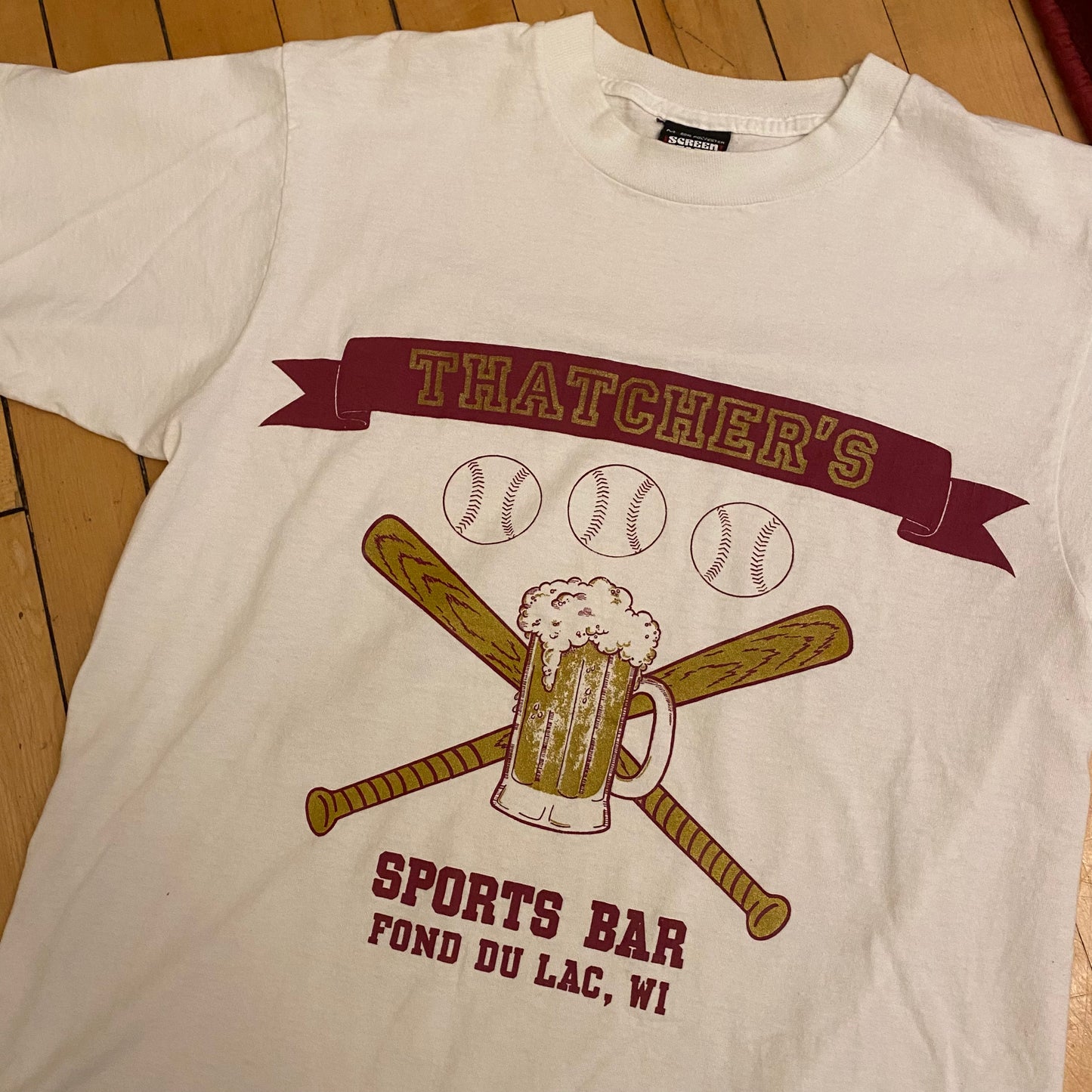 Thatcher’s Sports Bar T-Shirt 90s (Medium)
