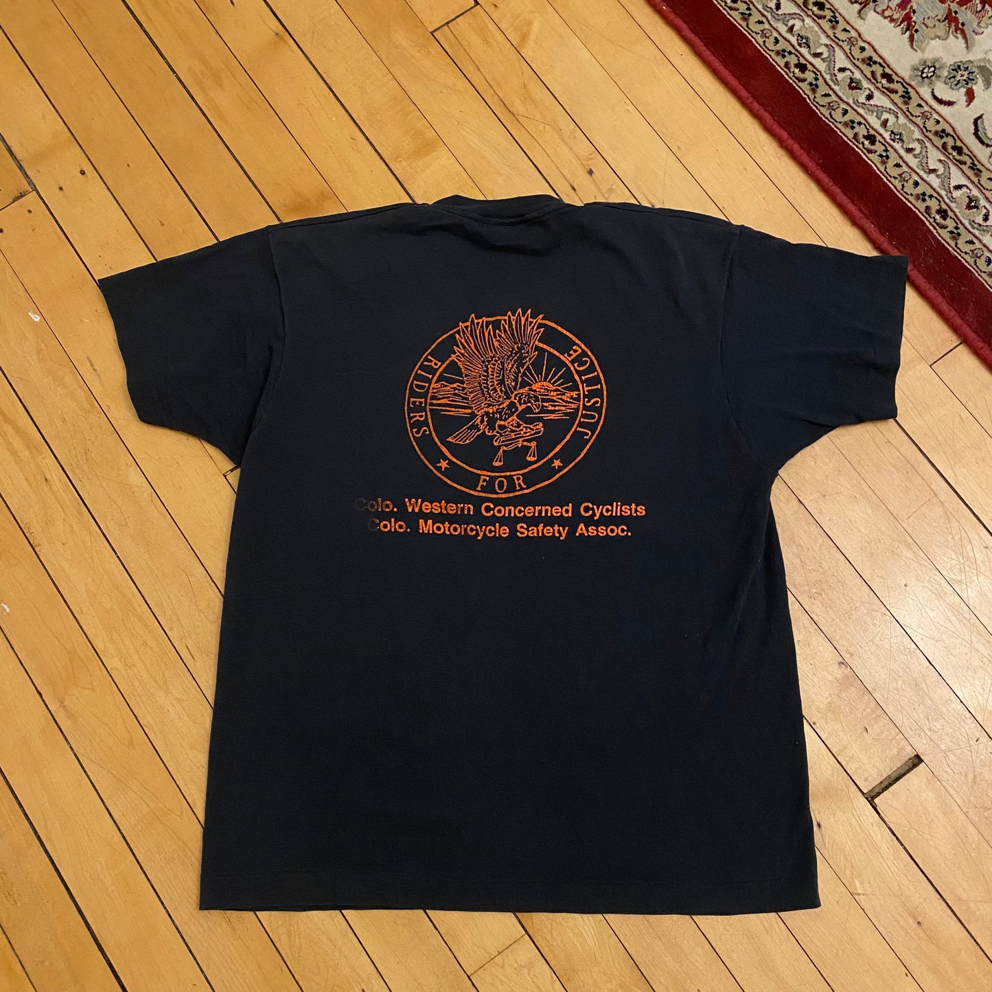 Helmet Law T-Shirt 90s (Large)